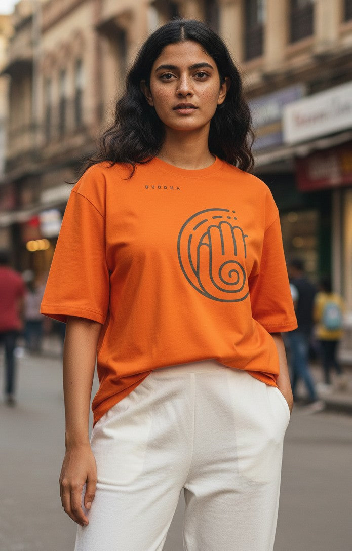 Women oversize Buddha