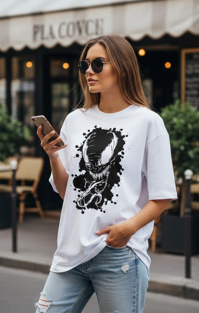 Oversized tees venom